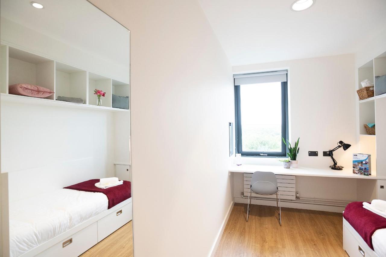 Goldcrest Village Rooms University Of 戈尔韦 外观 照片