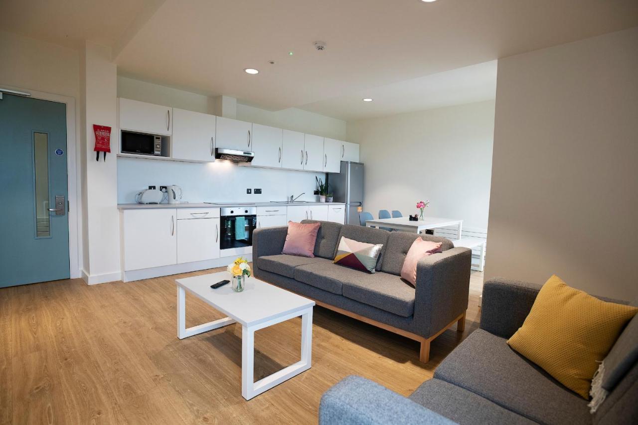 Goldcrest Village Rooms University Of 戈尔韦 外观 照片